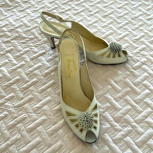 Vintage Evins, FORO made in Italy, sling back, peep toe, cut outs, heel size 9.5